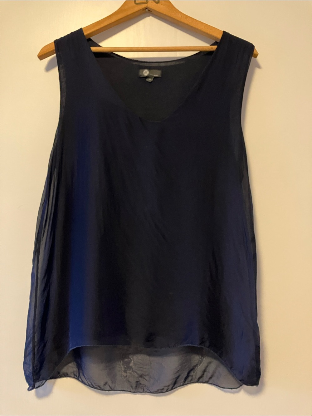 Navy Sleeveless Silk Blend High-Low Camisole Made in Italy